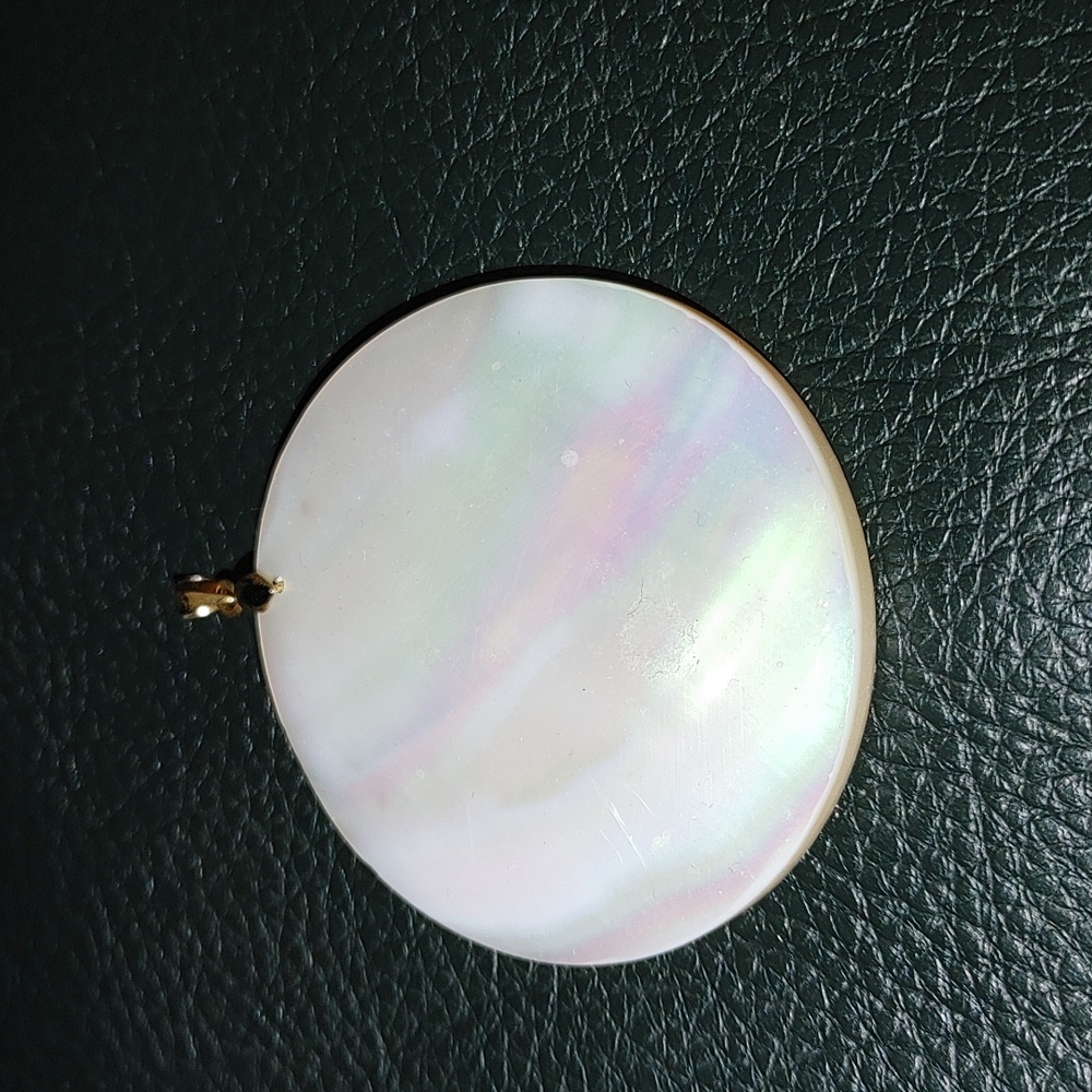 Gorgeous Pearl pendant - Picture 1 of 3